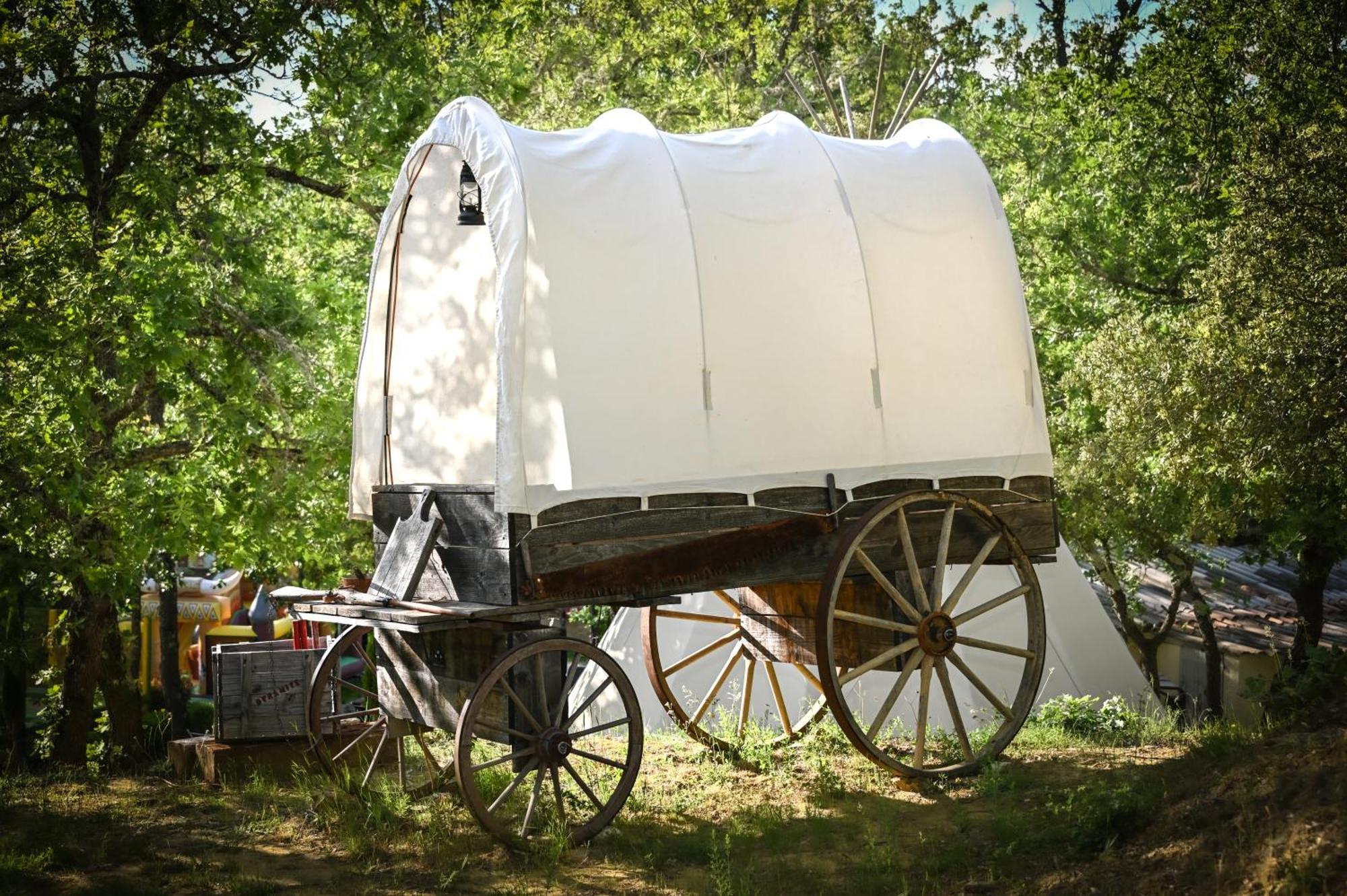 Camping Le Colorado Rustrel Kültér fotó